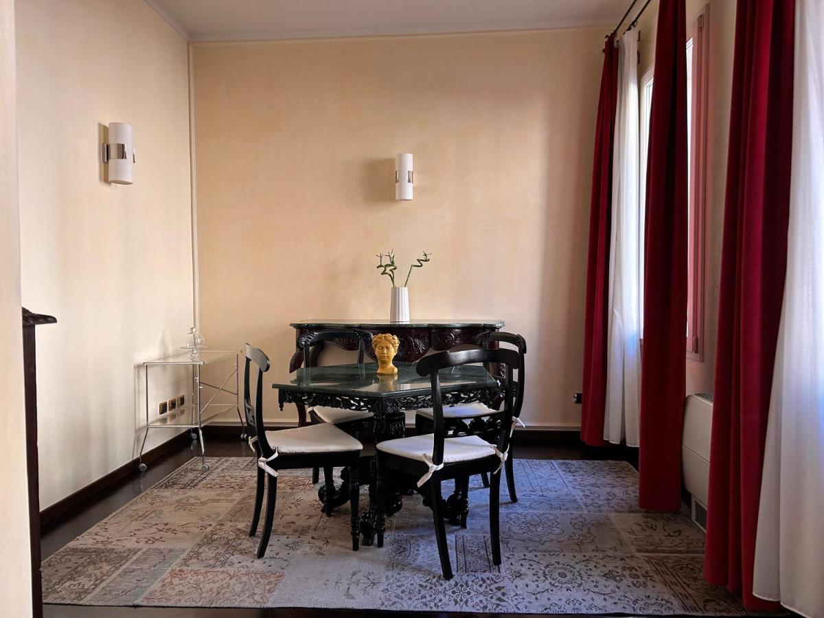 Piazza Maggiore Luxury Apartment 볼로냐 외부 사진